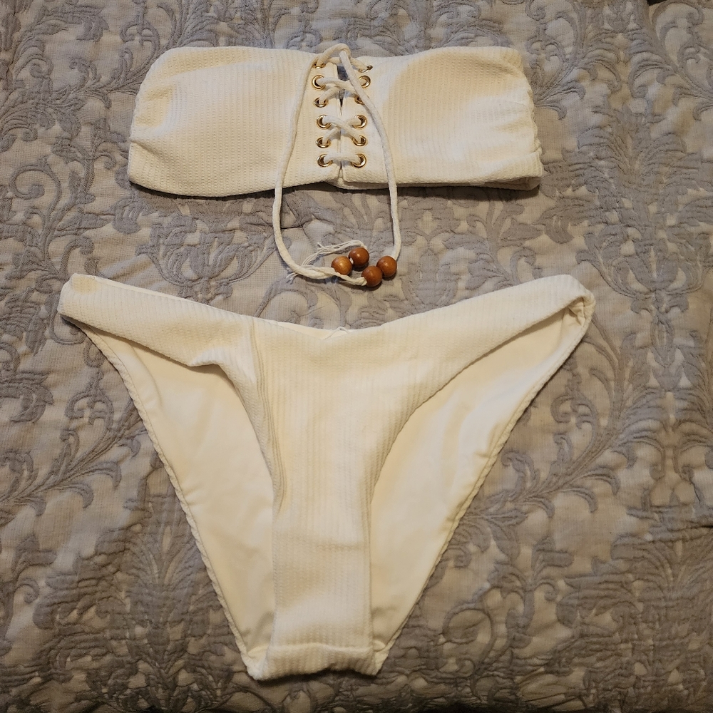 White Bikini - image 1